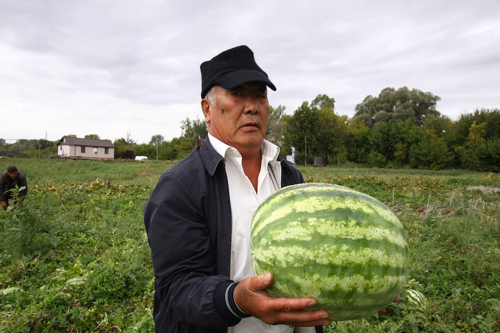 63-годишният фермер Сим Ойра. Снимка: Станислав Шахов